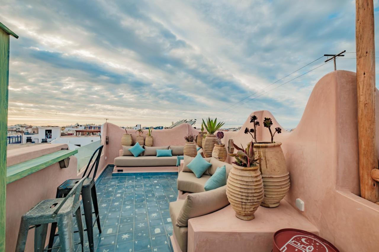 Mama Lova Hotel, Riad, Restaurant & Spa Эс-Сувейра Экстерьер фото