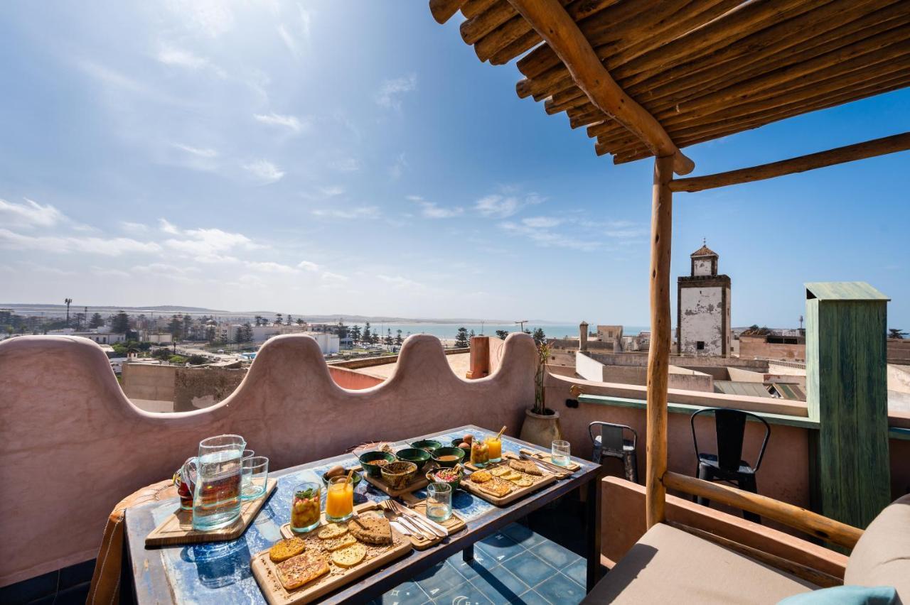 Mama Lova Hotel, Riad, Restaurant & Spa Эс-Сувейра Экстерьер фото